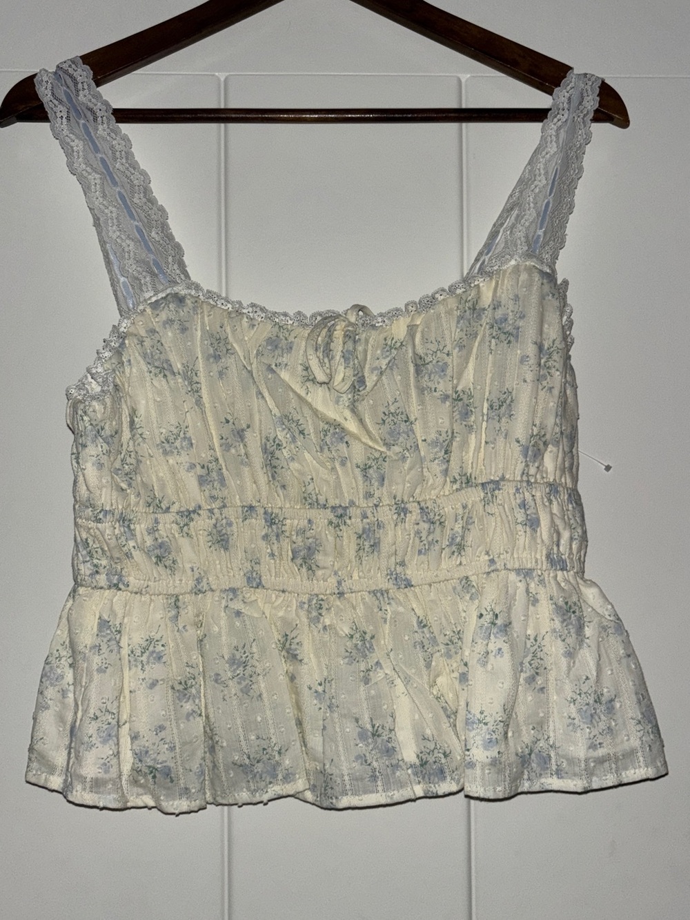 LUSH Y2K Women Babydoll Ditsy Floral Smocked Romantic‎ Lace Trim Top L Coquette